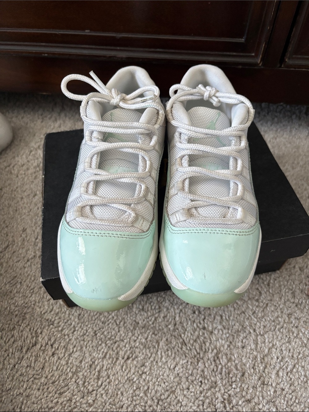 Jordan Kids Mint Green and White Low-Top Sneaker